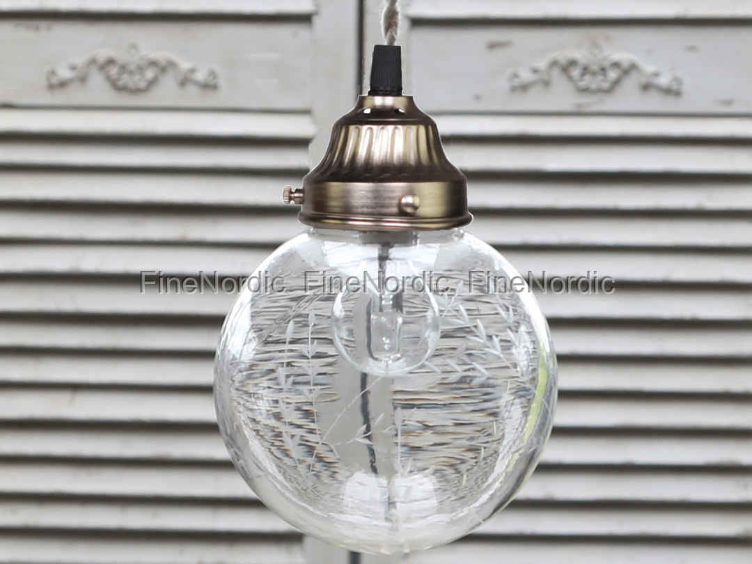 Chic Antique Taklampe Glass Ball Chic Antique Vare Chic Antique Lampe med Perlekant Glas Handgjort